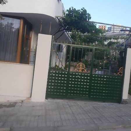 Rezart Apartamento Sarandë Exterior foto